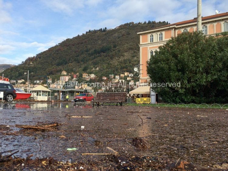 Lungolago Como: riaperta al traffico una corsia 3 sporcizia lago piazza cavour