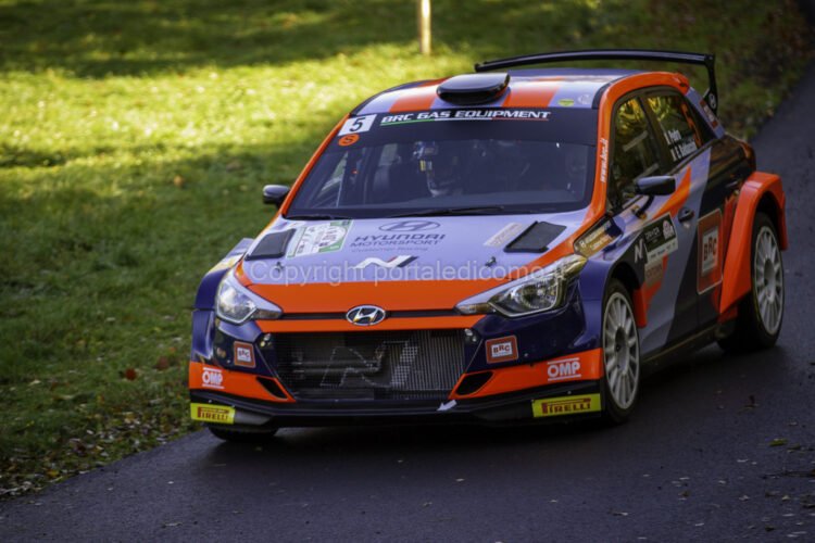 Rossetti Fenoli è l'equipaggio vincitore del Rally di Como 2021 edizione n.40 20 Rally Como 2021 Sormano Alpe Grande incidente 18