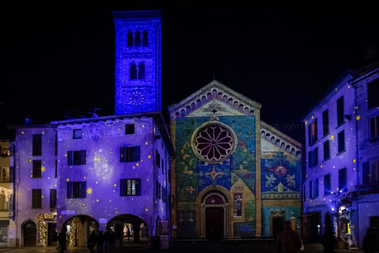 Natale a Como 2024 5 Luci e proiezioni Natale 2025 Como 5
