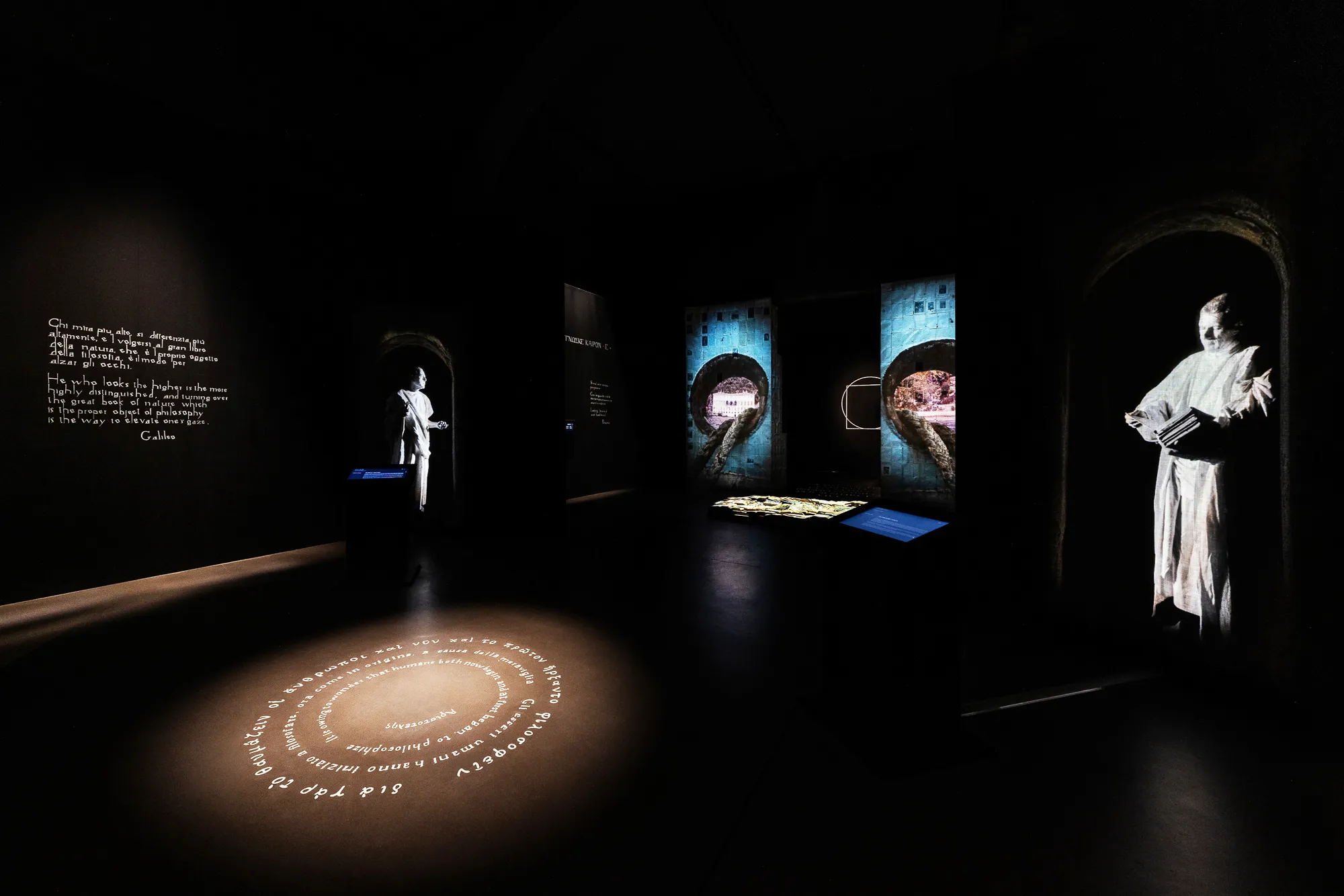 Festival Luce Como: gran finale 2 ottobre 2026 1 Festival della Luce Como ёLucreziaRoda VIS COMENSIS numero 2